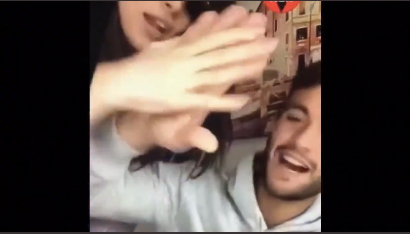 valentinas9999's tweet photo. Per quanta strada        Amerai il finale 
ancora c'è da fare 

♥️.

#prelemi #pierxrtl https://t.co/V02uhotN6F