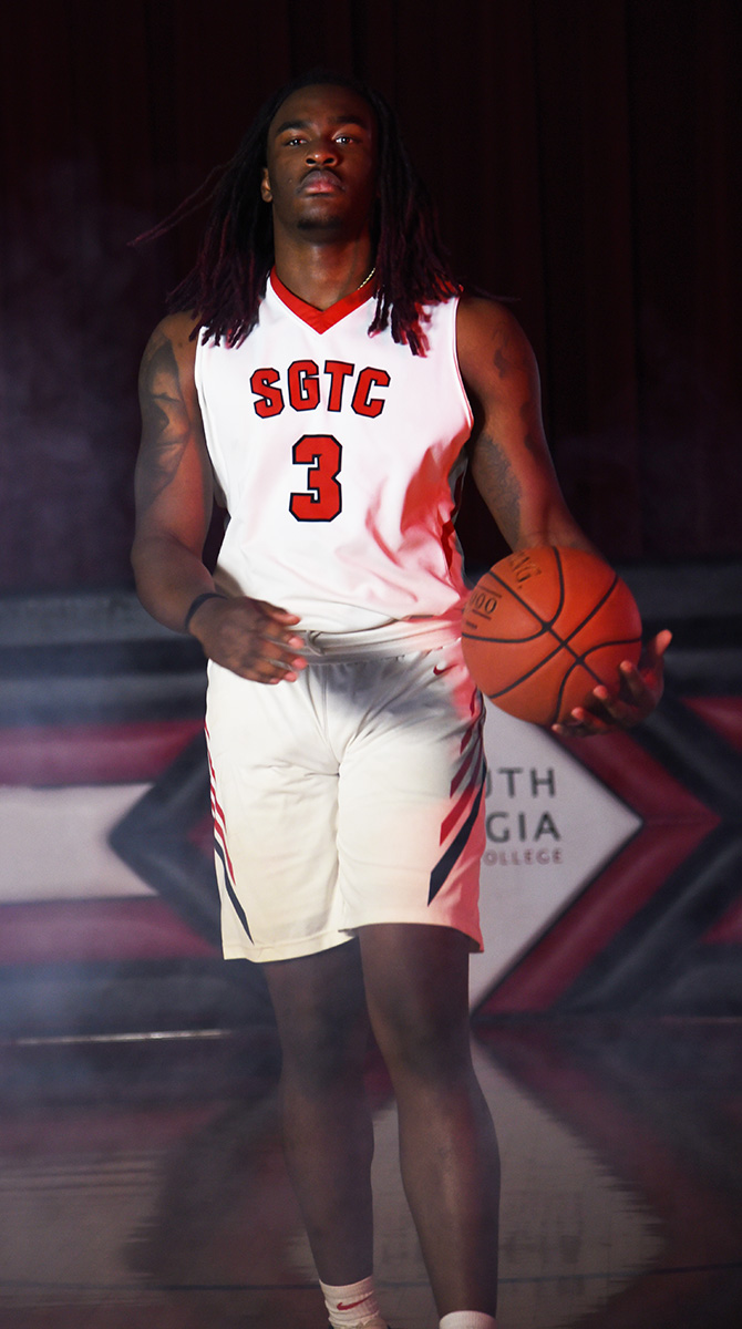 Jalen Reynolds has been named GCAA Men's DI Player of the Year. He was also named to 1st Team All-Conference and All-Defense Team.  Congratulations <a href="/_Jaaay3/">Jaaay Reynolds🦍Ⓜ️</a>! #SGTCJets #POTY