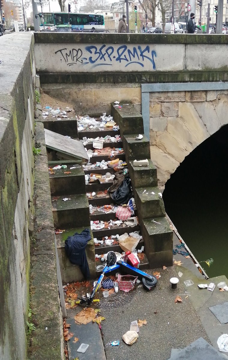 أمل بنت خالد tweet media