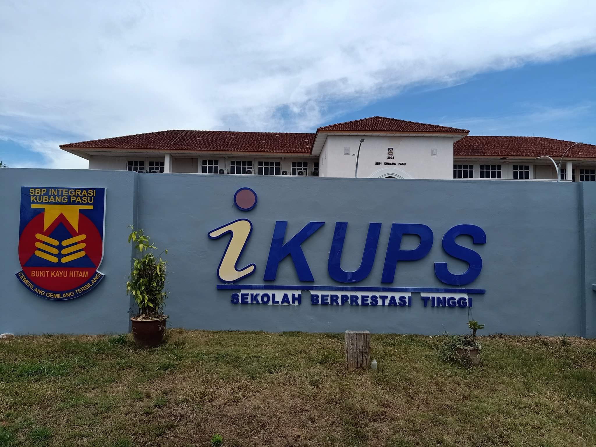 Sekolah Berasrama Penuh In English Englshmada