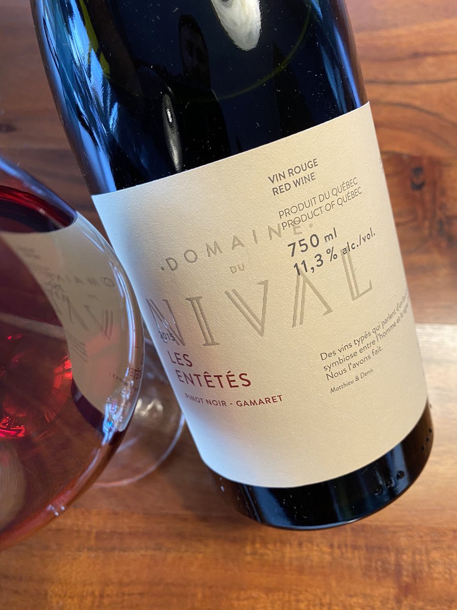 Bu avec un plat de saumon ce magnifique vin d’ici. Prêt à boire mais si élégant. Ma patience a été récompensée!

<a href="/VinsduQuebec/">Vins du Québec</a> <a href="/AgenceBoires/">Boires</a> 
#domainedunival #pinotnoir #lesentetes #vinsdici #dansmonverre