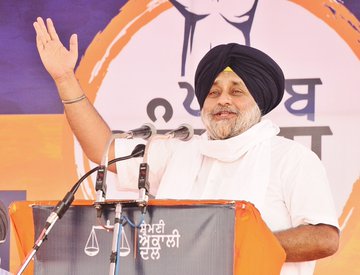 Shiromani Akali Dal President Sukhbir Singh Badal requested museum be established in Delhi to showcase sacrifice of Sri Guru Tegh Bahadur Ji. 