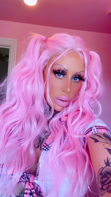 1 pic. Pink to make the boys wink ?
Free: https://t.co/rfYmtVBPo8 
⚜️VIP: https://t.co/GpL6SWCEz8 ⚜️