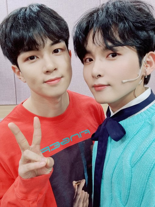 Ryeochive_'s tweet photo. 210405 // Ryeowook KKT GC 1

#Ryeowook #려욱 https://t.co/M1febRr2GY