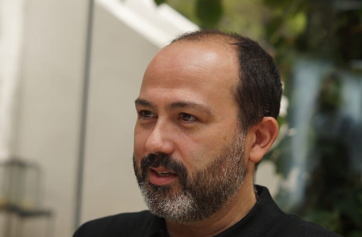 Julio Jorge Contreras Rodríguez

Miembro del Comité de Jurado de los Premios Terruño.

✓Arquitecto. Socio fundador de sommelierspaindot.com