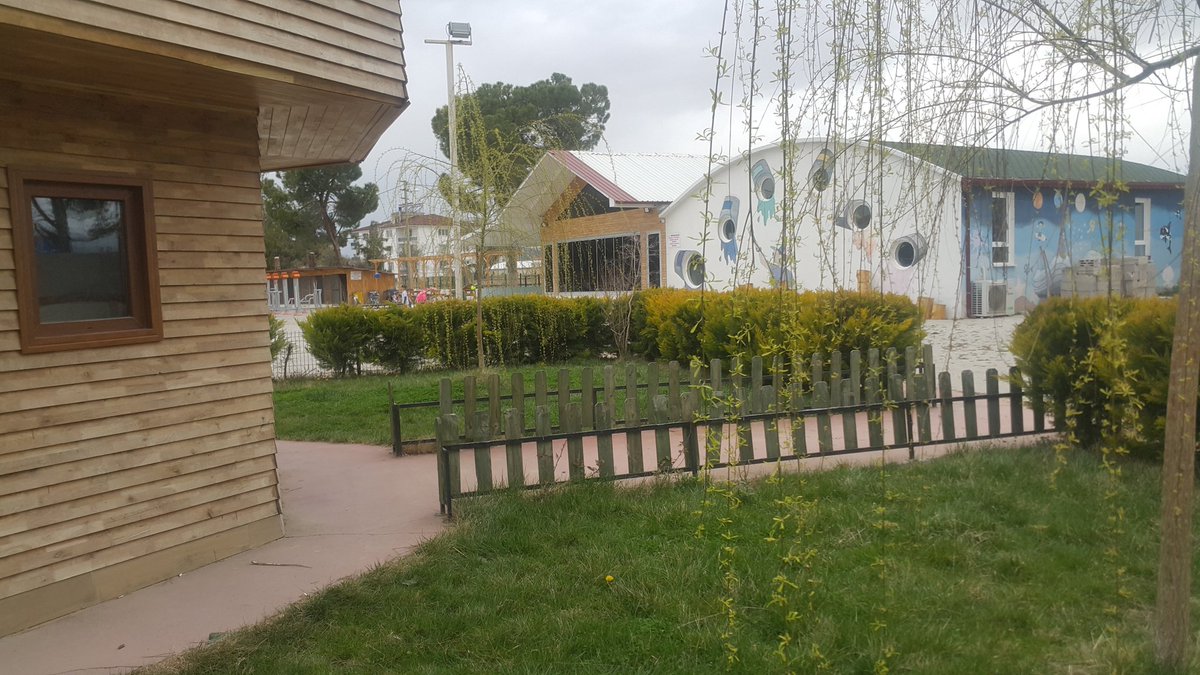 Her çocuk bir gelecek.