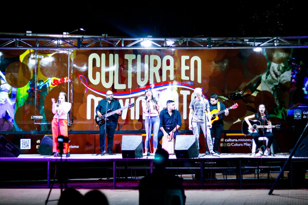 codeimisiones's tweet image. Cultura en Movimiento 
Recital de 4taArmonia  #SOMOSCODEIM2021 en el Municipio de San Iganacio
@passalacquaok 
@herrerayflia 
@rovira_carlos 
@JuanCArguello 
@AliciaSoroka 
@primeraedicionw 
@TerritorioD 
@GustavoA961