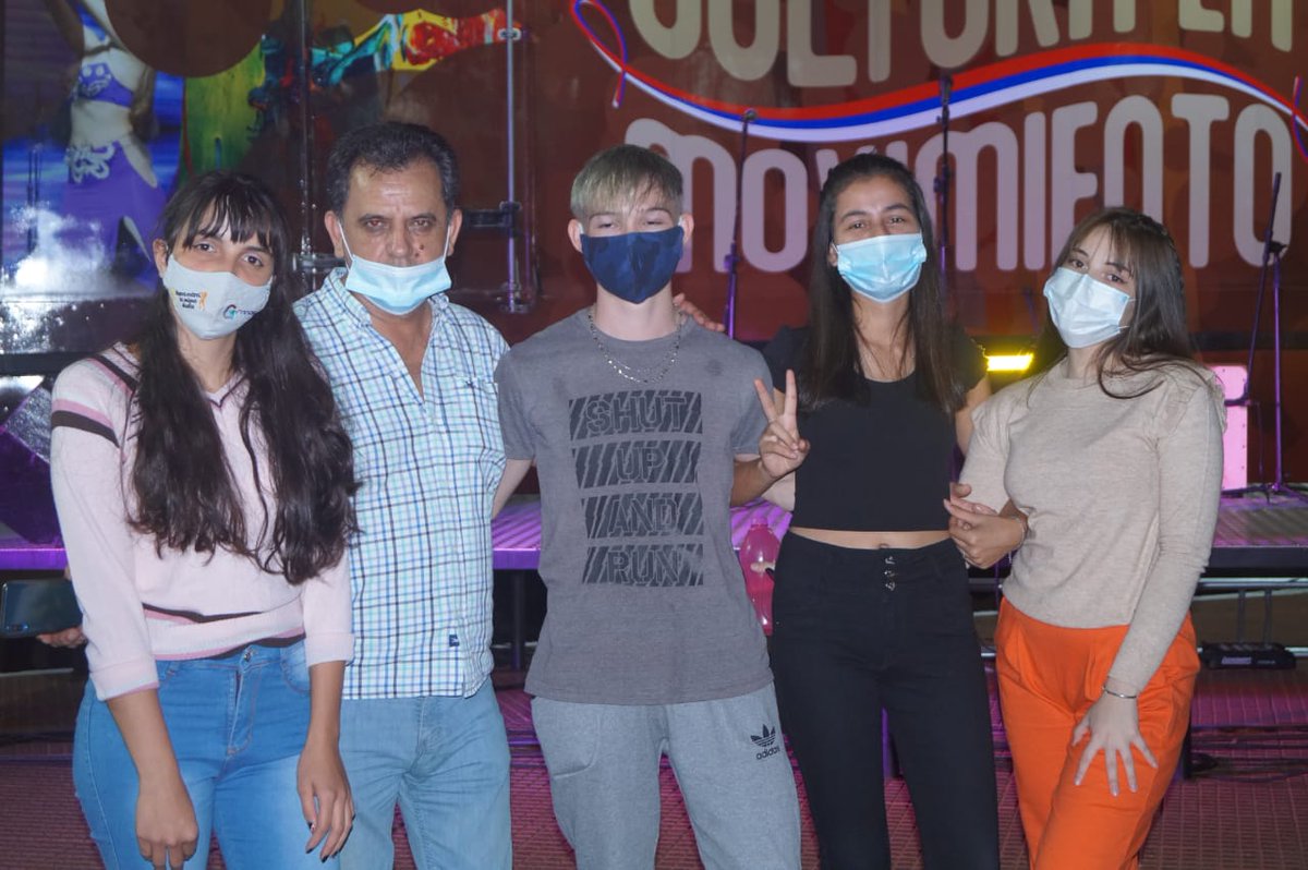 codeimisiones's tweet image. Cultura en Movimiento 
Recital de 4taArmonia  #SOMOSCODEIM2021 en el Municipio de San Iganacio
@passalacquaok 
@herrerayflia 
@rovira_carlos 
@JuanCArguello 
@AliciaSoroka 
@primeraedicionw 
@TerritorioD 
@GustavoA961