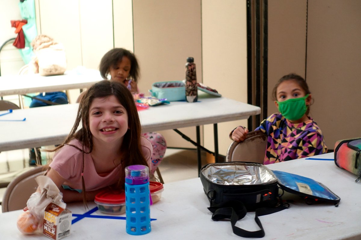 Chuck Hatt (@chuckhatt) on Twitter photo Nothing like having lunch with friends at Burns Park Elementary School! @A2BurnsPark <a href="/A2schools/">A2 Public Schools</a> Nothing like having lunch with friends at Burns Park Elementary School! @A2BurnsPark <a href="/A2schools/">A2 Public Schools</a>