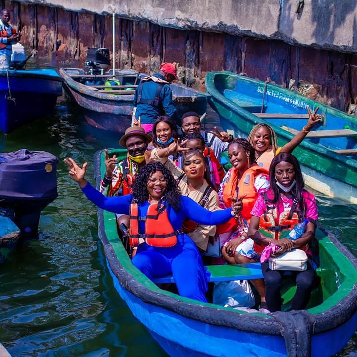 samnuelconsult's tweet photo. It's a blessed New Week😀.

Your life is beautiful😊

There's no limit to what you can be/achieve.Be intentional at what you do; Confess ONLY positive words to yourself daily; Love yourself TOO MUCH;When confused on what to do; Biko just PRAY‼️ .

#womenintech #exploremore #Tours https://t.co/GGbw25VQ3E
