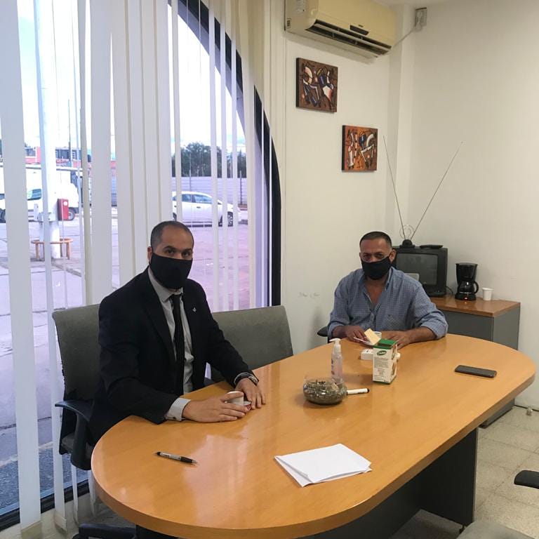 SaltaTaf's tweet photo. #Ahora el presidente del @SaltaTaf @turco.abdenur se reunio con el concejal @ConcejalCrdoba1 dialogaron sobre la incorporación de la sanción de arresto para los reincidentes de alcoholemia @ConcejoSalta @GobCiudadSalta https://t.co/3kHrnZ8RUc