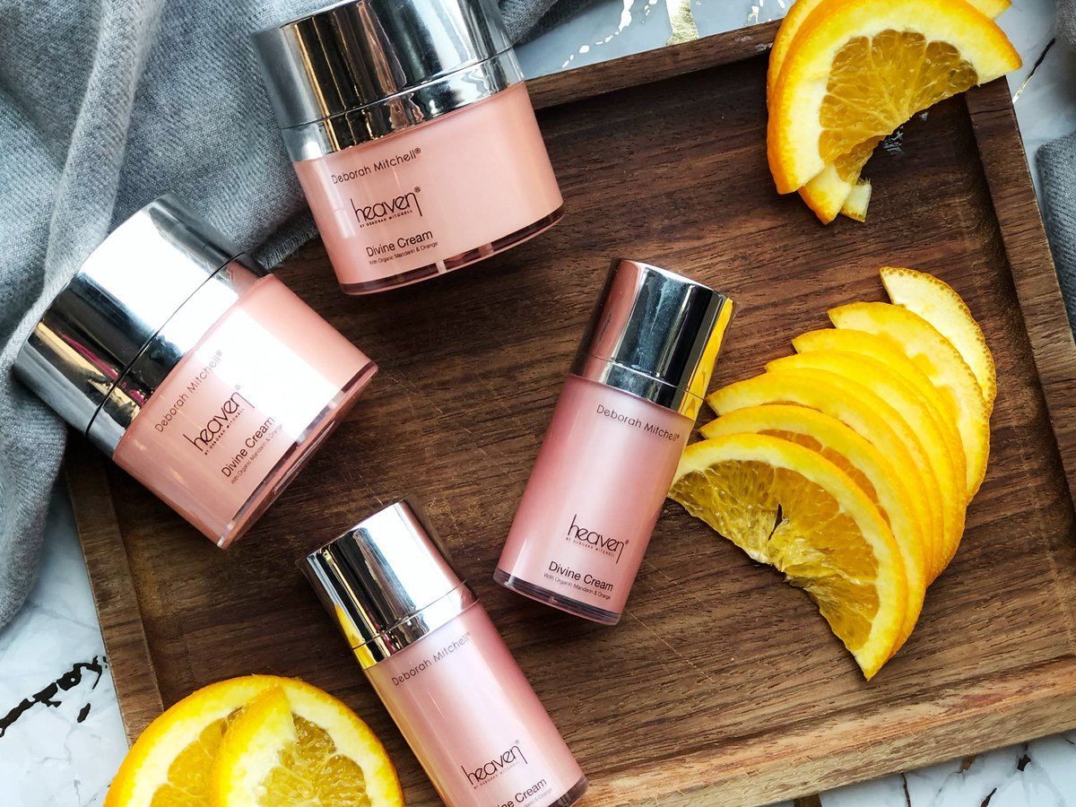 heavenskincare's tweet photo. #HappyEaster #eatermonday #competition you can #win #beestingkit or #nettlevenomkit cleanse, exfoliate tone moisturiser and mask . Retweet share like follow wait for tonightโs draw. Even if youโve won before . https://t.co/shEWsMgQqP