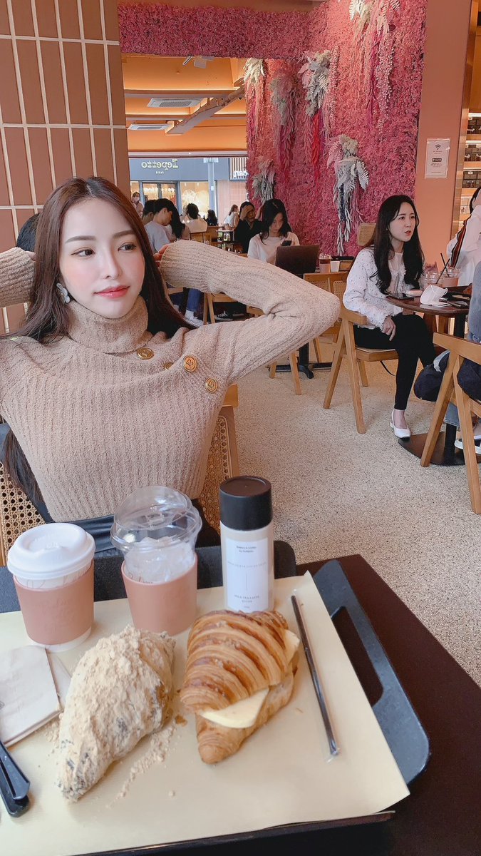 ma__r_is_me's tweet image. 韓国カフェLIFE