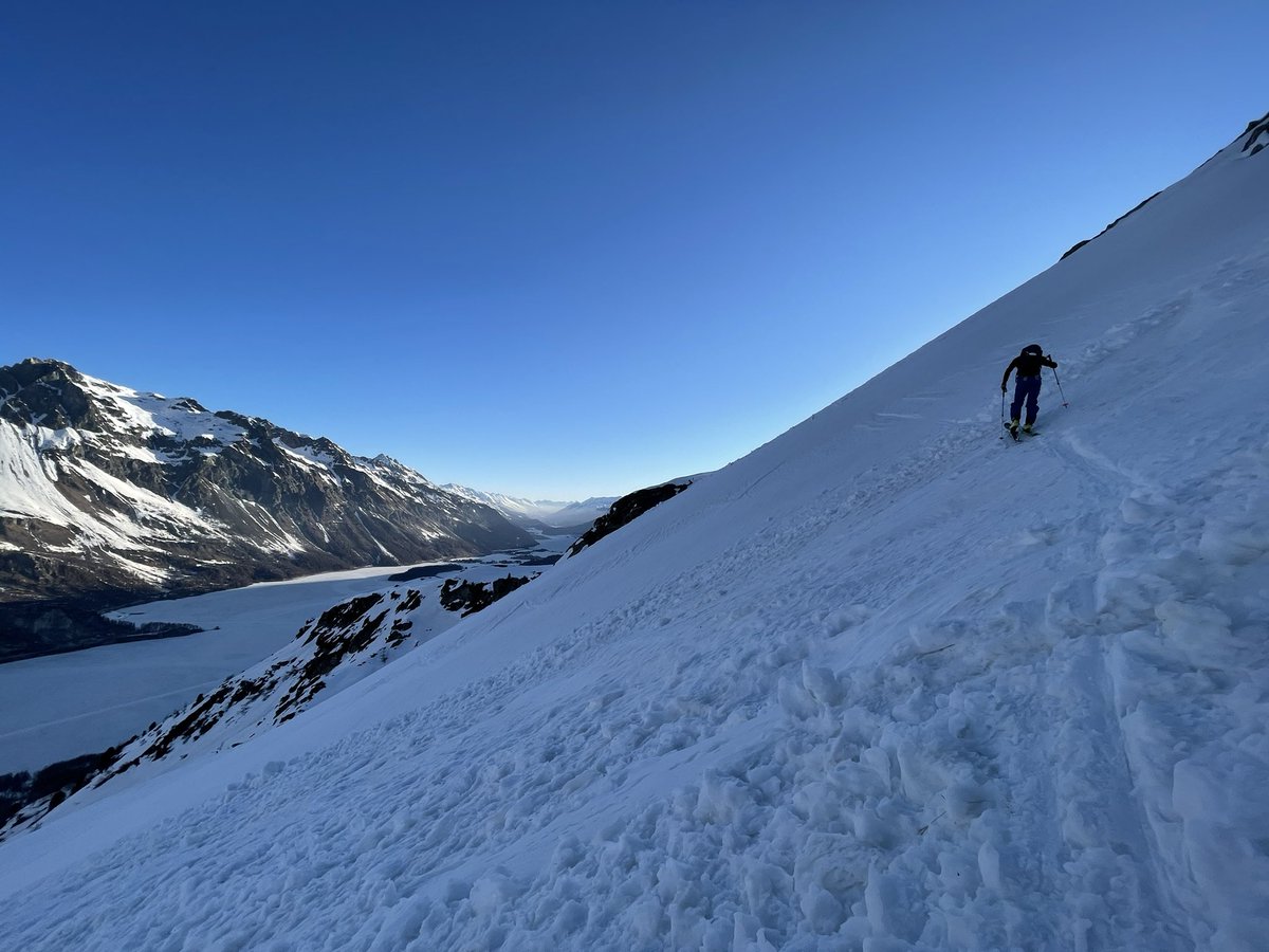 PsSchaer's tweet photo. Du bist #Outdoor-enthusiast und  #Geomatik-Begeistert und erkundest gerne die Bergwelt ?? -> Img

Dann kenne ich einen coolen Job für dich ... melde dich bei mir :) https://t.co/VtUVp0jQbC