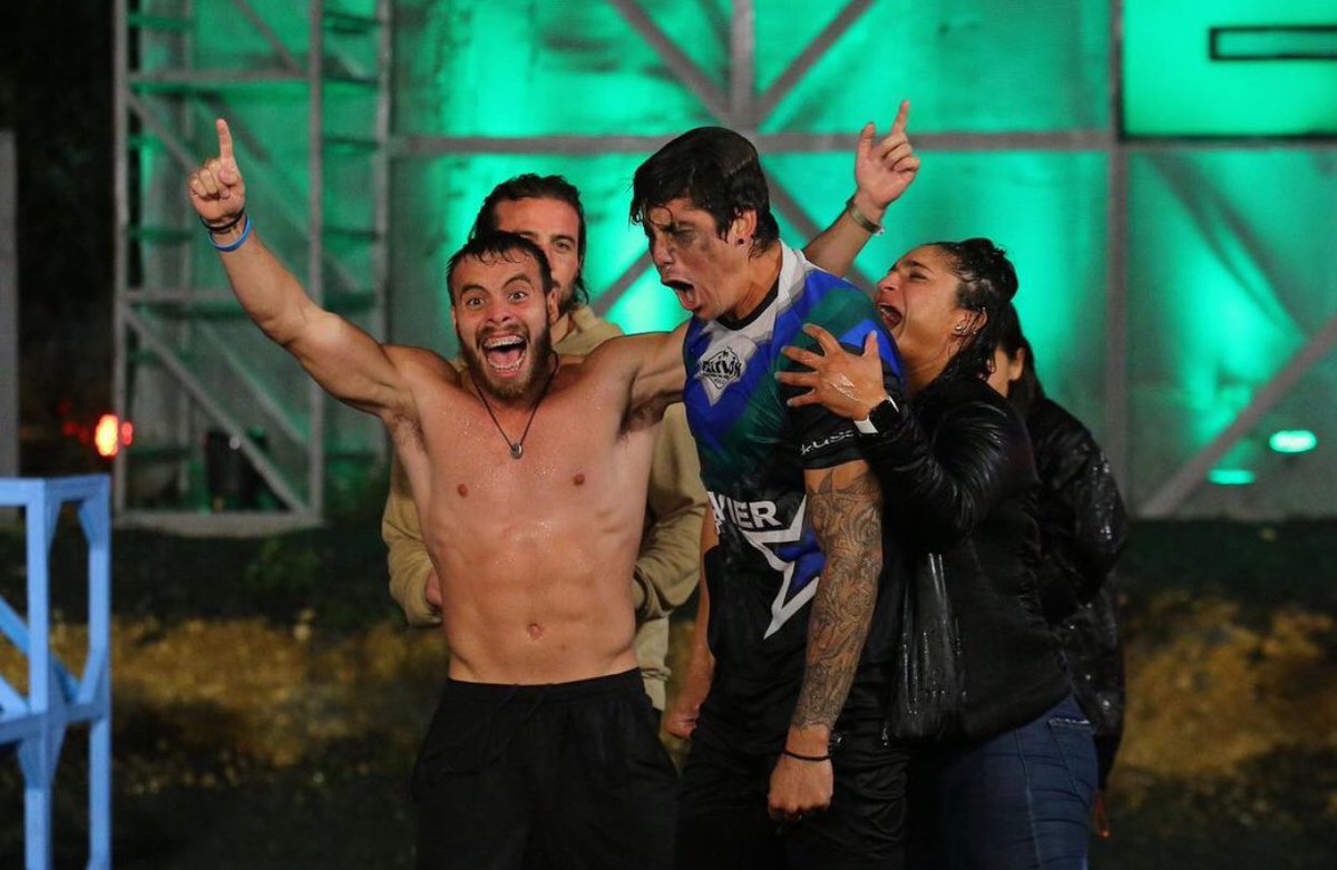 Gracias a todos por el gran apoyo y por ser tan leales ✨💎

Esto es una Familia grande y nunca nos rendimos! Siempre hasta el final!

<a href="/ExatlonMx/">Exatlón México</a> <a href="/evelyn_guijarro/">Evelyn Guijarro</a> @JaviMarquezg23 

#bigpapi #JaviMarquez #exatlonmexico