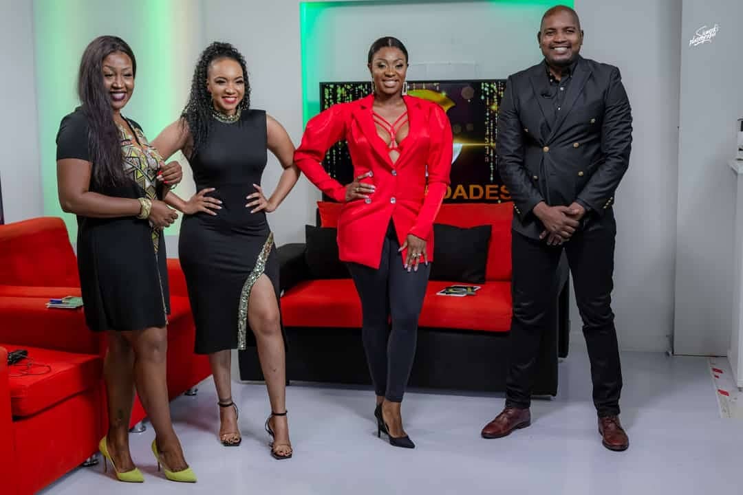 BawitoMusic's tweet photo. Programa @celebridades_tv_ da @stronglive.tv 🔥🔥
Conversa e muitas surpresas fantásticas ♥️
#LilocaBossLady 
@bawitomusic #OSimboloDoSucesso https://t.co/YSSmjAFE0U