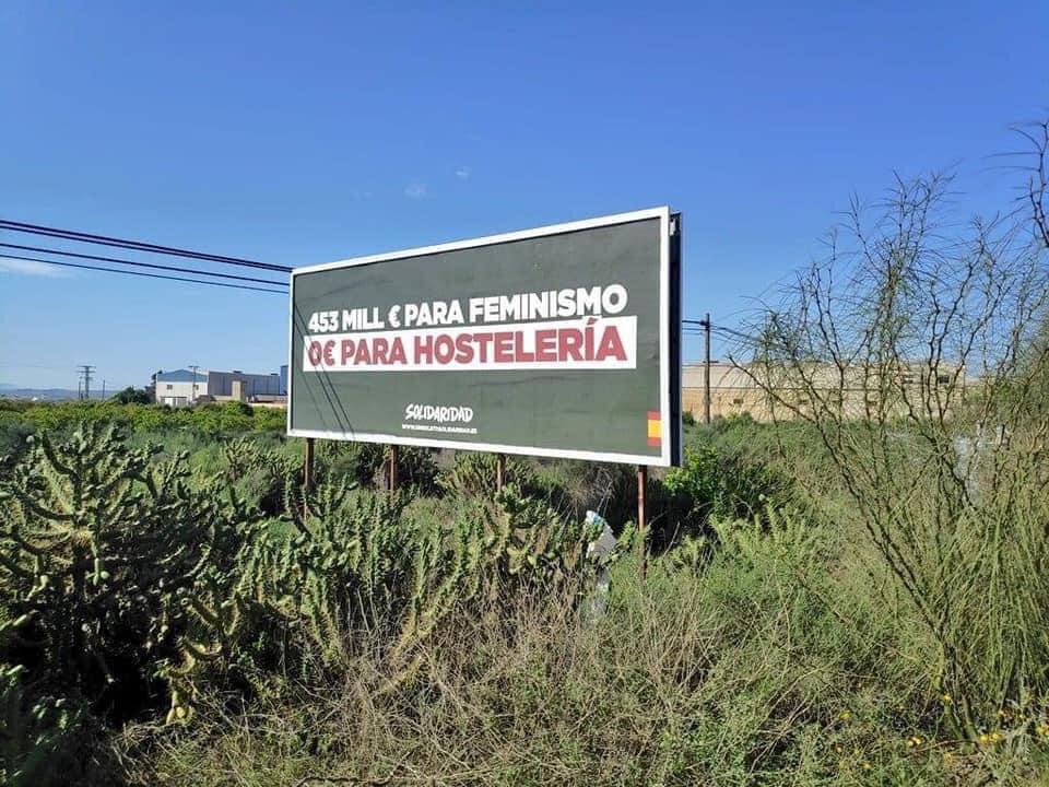 #Cartagenacontraelodio
No cederemos ante los violentos, ante los machistas, ante los xenófobos, ante los lgtbifobicos. No toleramos el odio como normalidad. No aceptamos una sociedad en la que se permitan atentados contra la democracia.

No toleramos el #fascismo