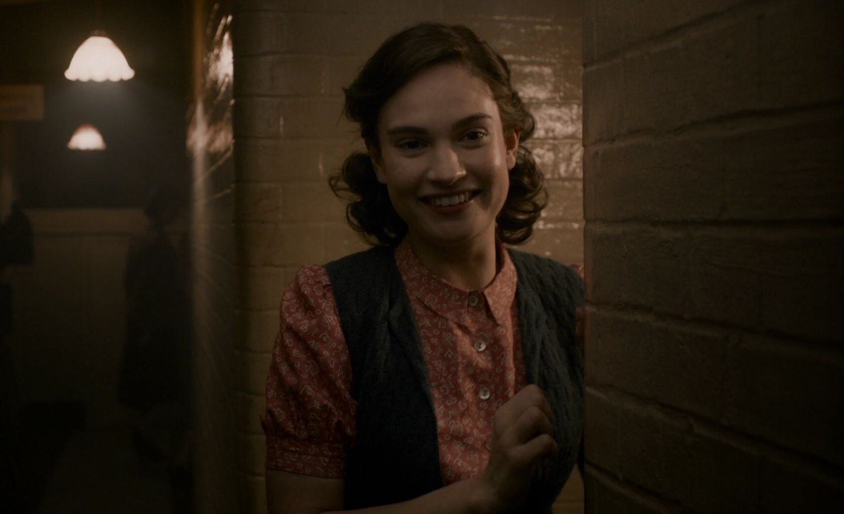 Happy birthday to lily james!! 