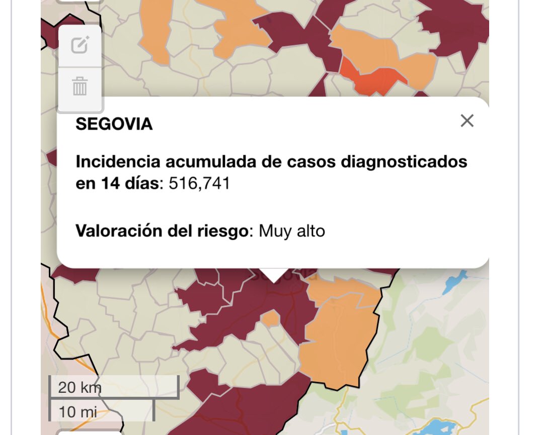 Estas imágenes son de hoy.

Mientras cierra el interior de la hostelería en #Segovia por “riesgo muy alto”, Clara Luquero sienta en espacio cerrado a 18 personas sin distancia de seguridad.

LAMENTABLE e IRRESPONSABLE por parte del Ayuntamiento de Segovia