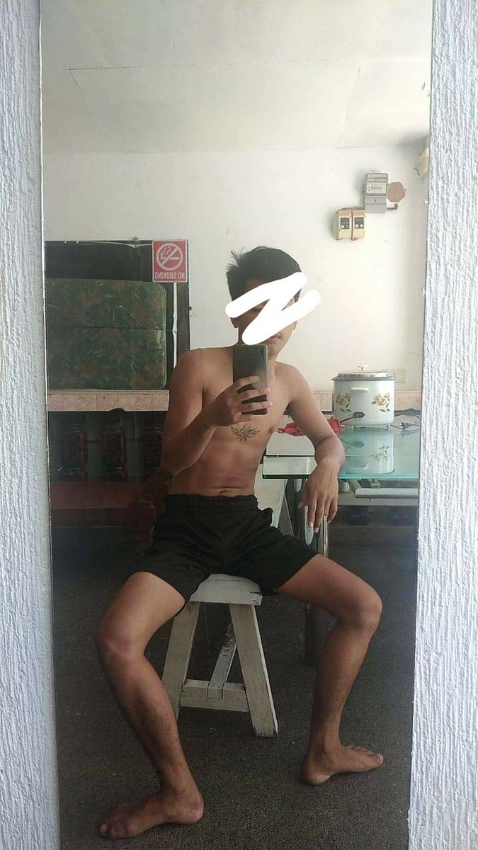 Binata191's tweet photo. Straight 19 years old
#hiredme
#bagetsforhire
#BagetsNaMasarap https://t.co/NeymIZ0Udq