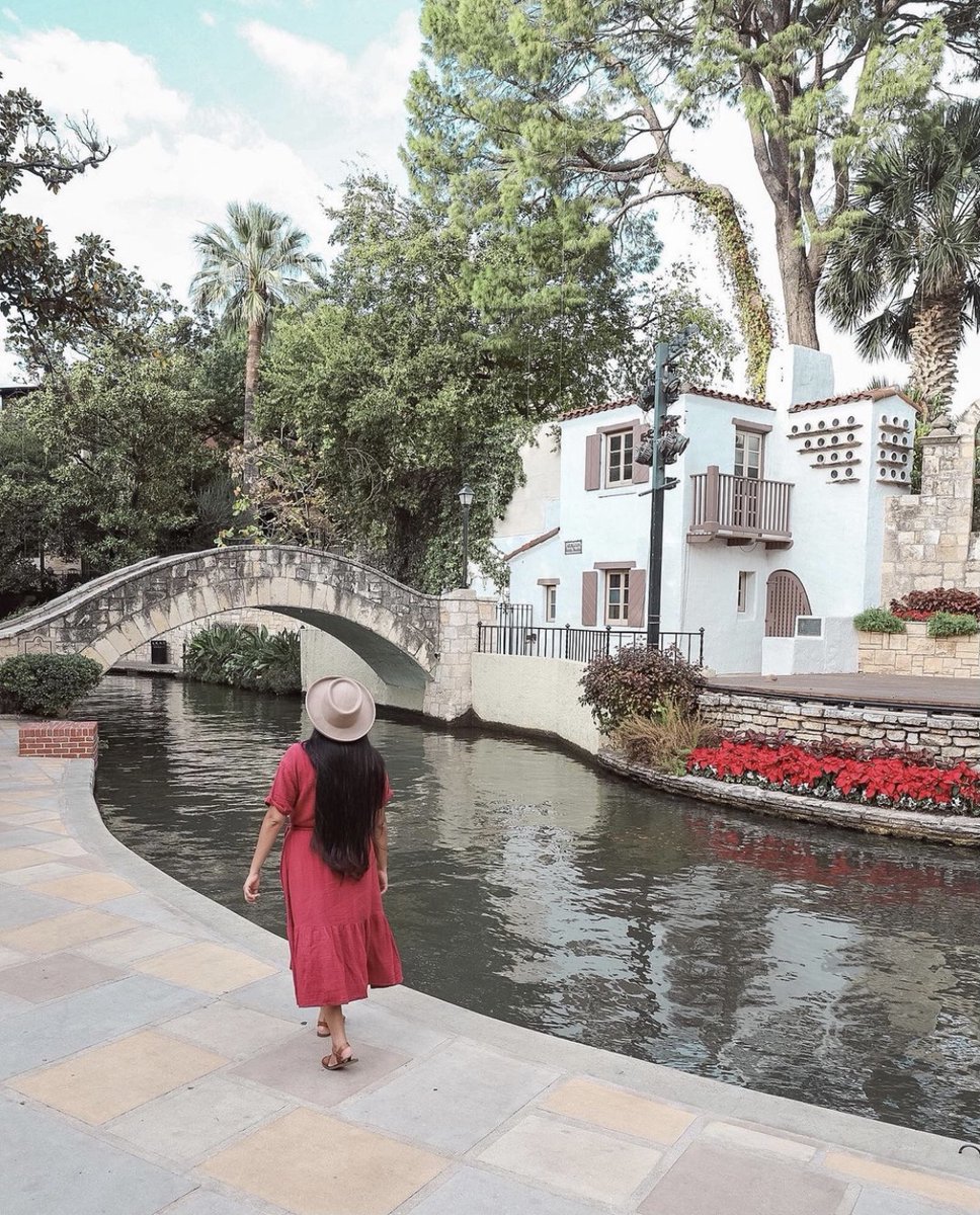 This view is 10/10, would recommend 🙌 

Bonus points if you know what movie the Arneson River Theater was in. Leave your answers in the comments! ⬇️