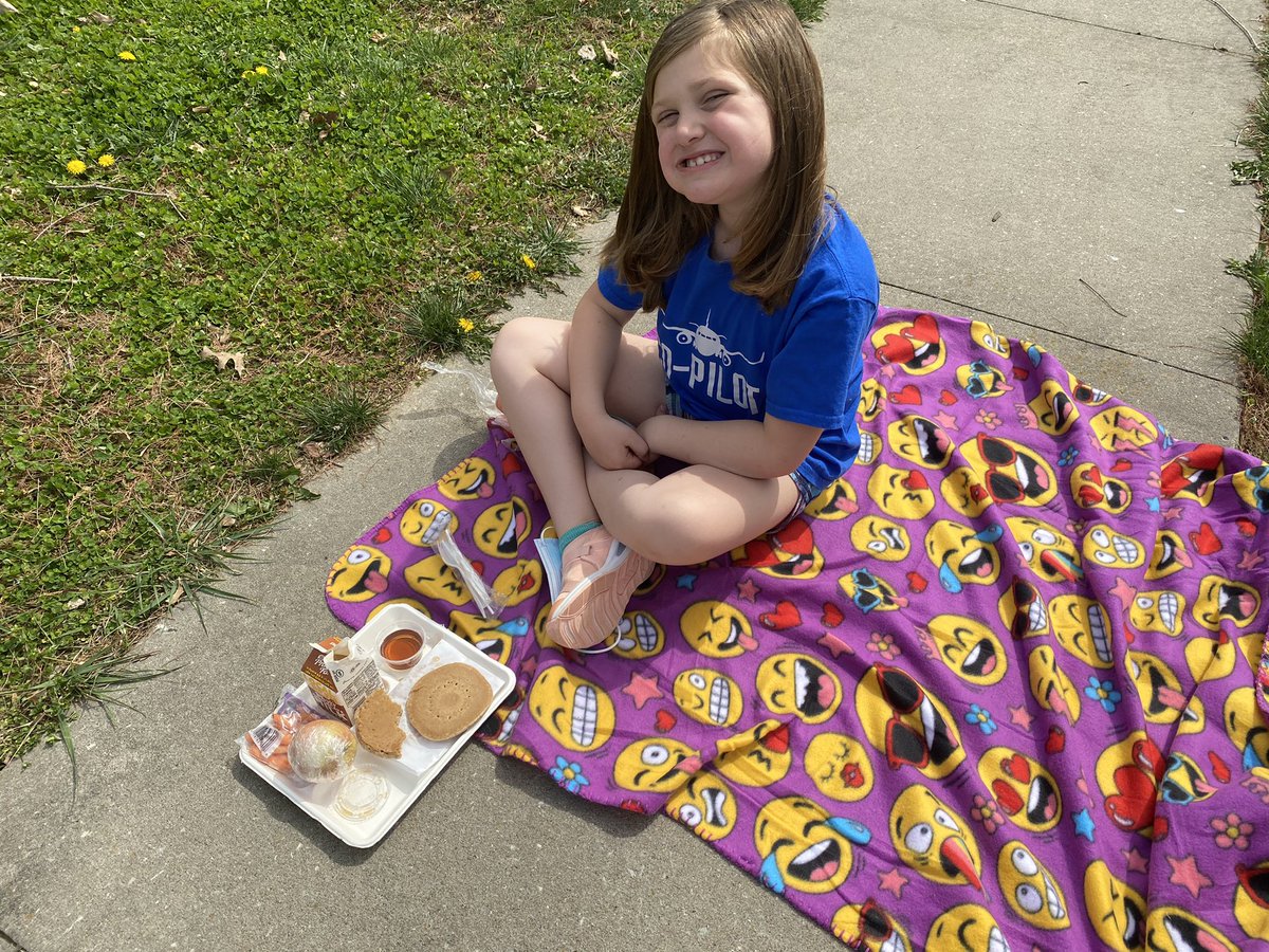 Katie Cribbs tweet media