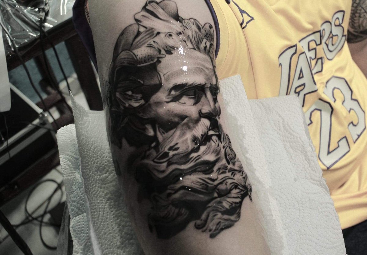 luistequila92's tweet photo. #tatoo #tatuaje #poseidon https://t.co/13Ht97QXco