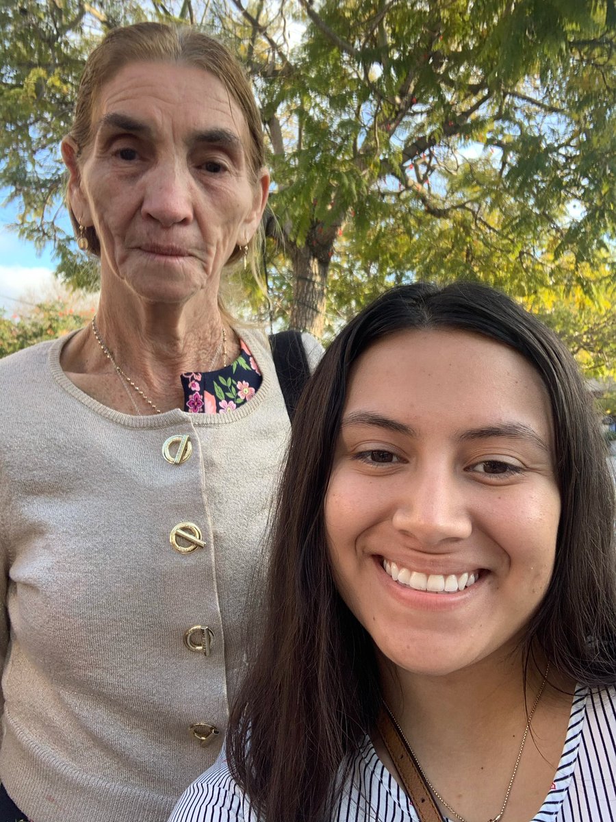 esteph257's tweet photo. I love my grandparents ☺️🥰 https://t.co/ihI8mggD1S