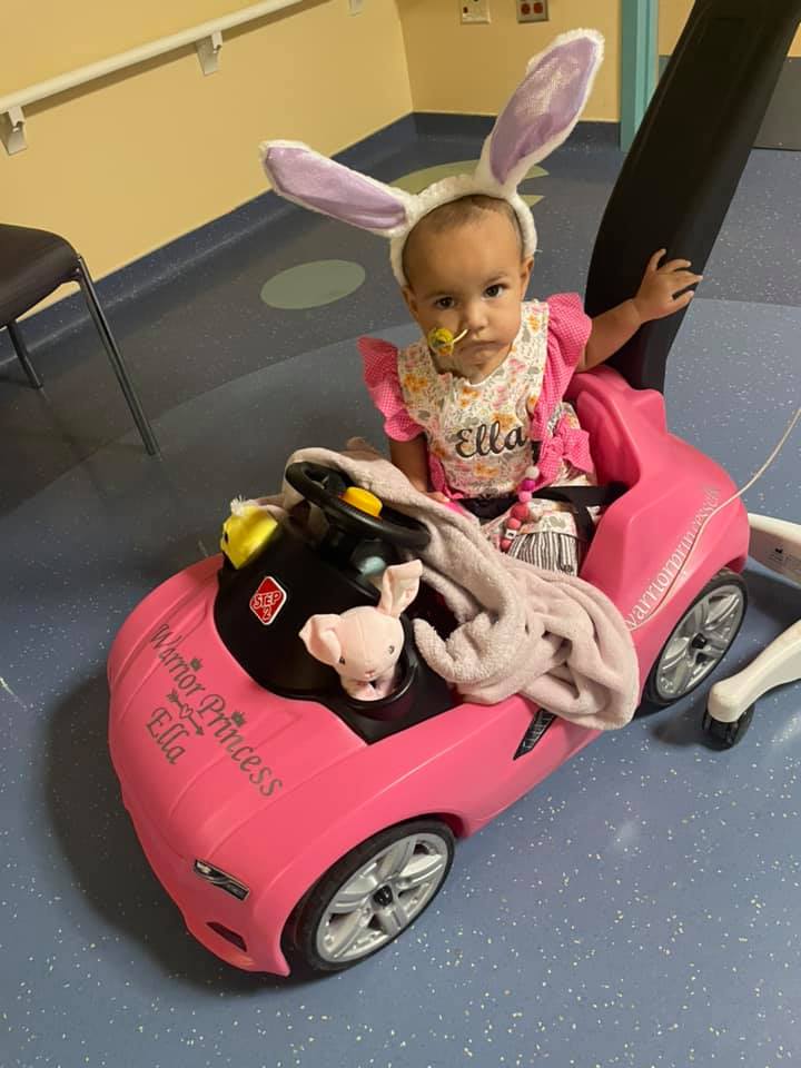 This beautiful young girl, Ella Lopez, was just diagnosed with ATRT, the same brain cancer Francesca had. The family needs some help with hospital expenses.
Maybe we could all chip in and help the family out?
https://t.co/fH007haGAH https://t.co/vphDWroRR8