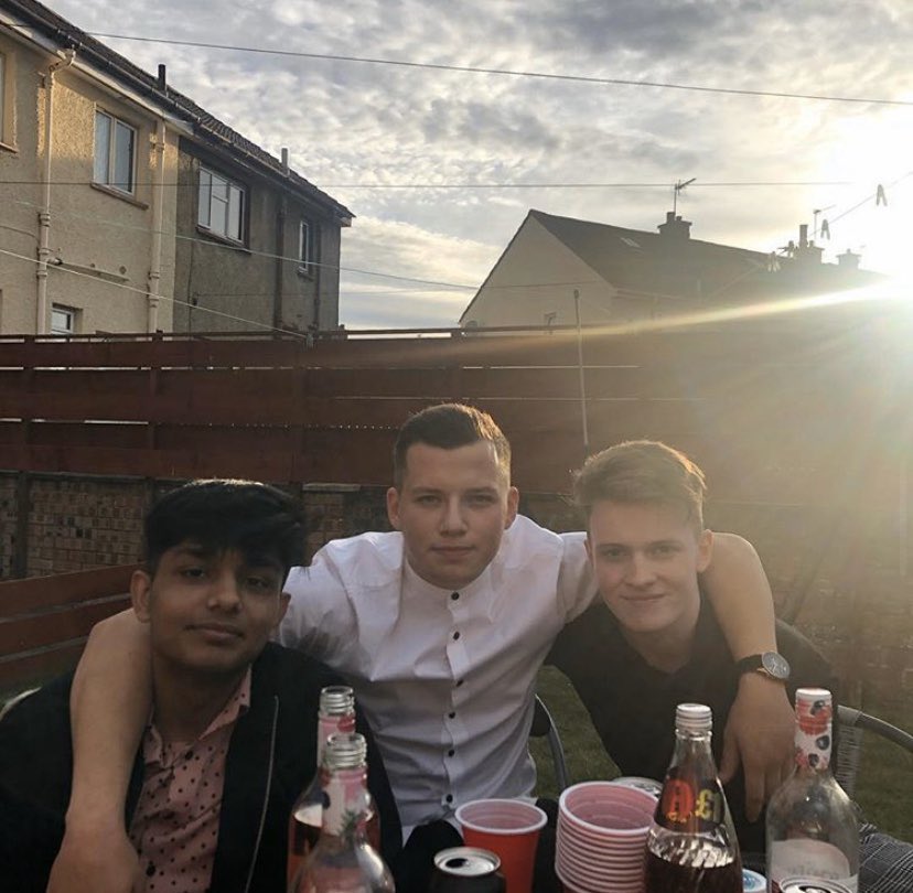 𝔻𝕖𝕔𝕝𝕒𝕟 tweet media