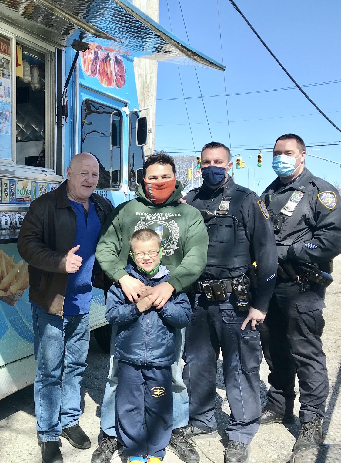 Joseph Fox On Twitter Breezy Dog Truck Stopped Bryan Martini joseph-fox-on-twitter-breezy-dog-truck-stopped-bryan-martini