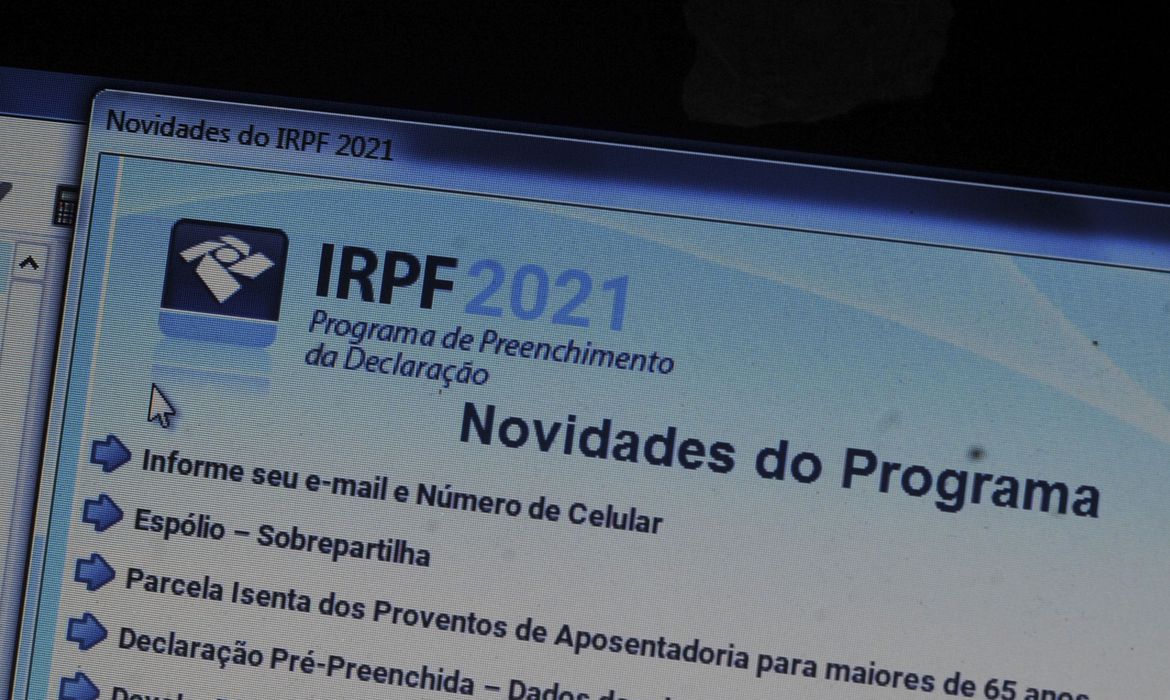 RadioagenciaEBC's tweet image. #IRPF2021 | Cerca de 70% dos contribuintes ainda não declararam o Imposto de Renda. Prazo termina dia 30 de abril. Saiba mais: bit.ly/3uj2Gew.
📷Marcello Casal Jr/ Agência Brasil