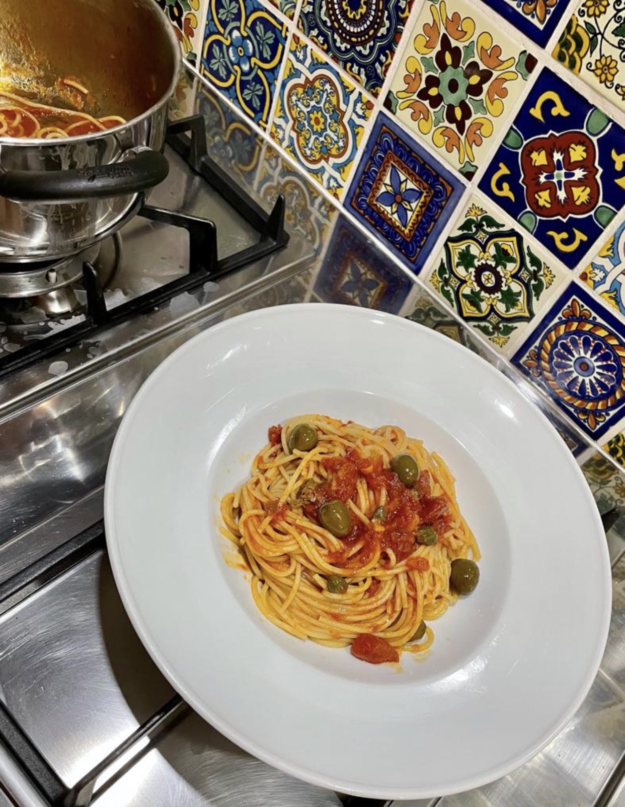 Gino D'Acampo on Twitter "My dinner tonight, simple Spaghetti al