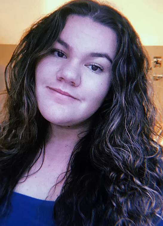 YACstudios's tweet image. Meet Eden, a 16 year old junior who first joined YAC as a freshman after being a regular at our TAG program! Eden comes from a family of artists, loves impressionism, and dreams of one day being represented by a major gallery! 
bit.ly/3mmy0Xl