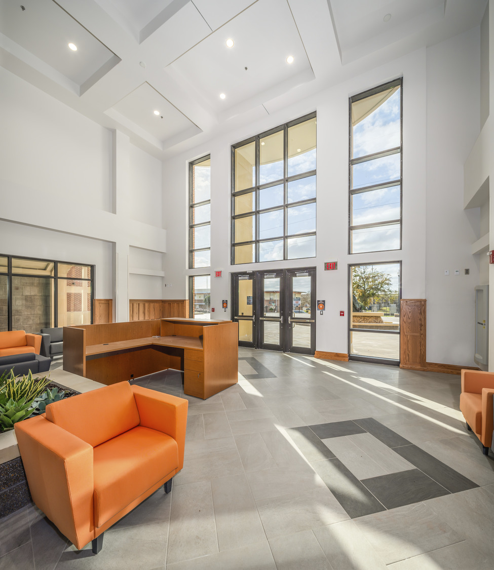 FAMU’s new Center for Access and Student Success (CASS) serves as a space for student recruitment, admissions, financial aid and student accounts, while also maintaining space for computer labs, study areas, student meeting areas, and more.