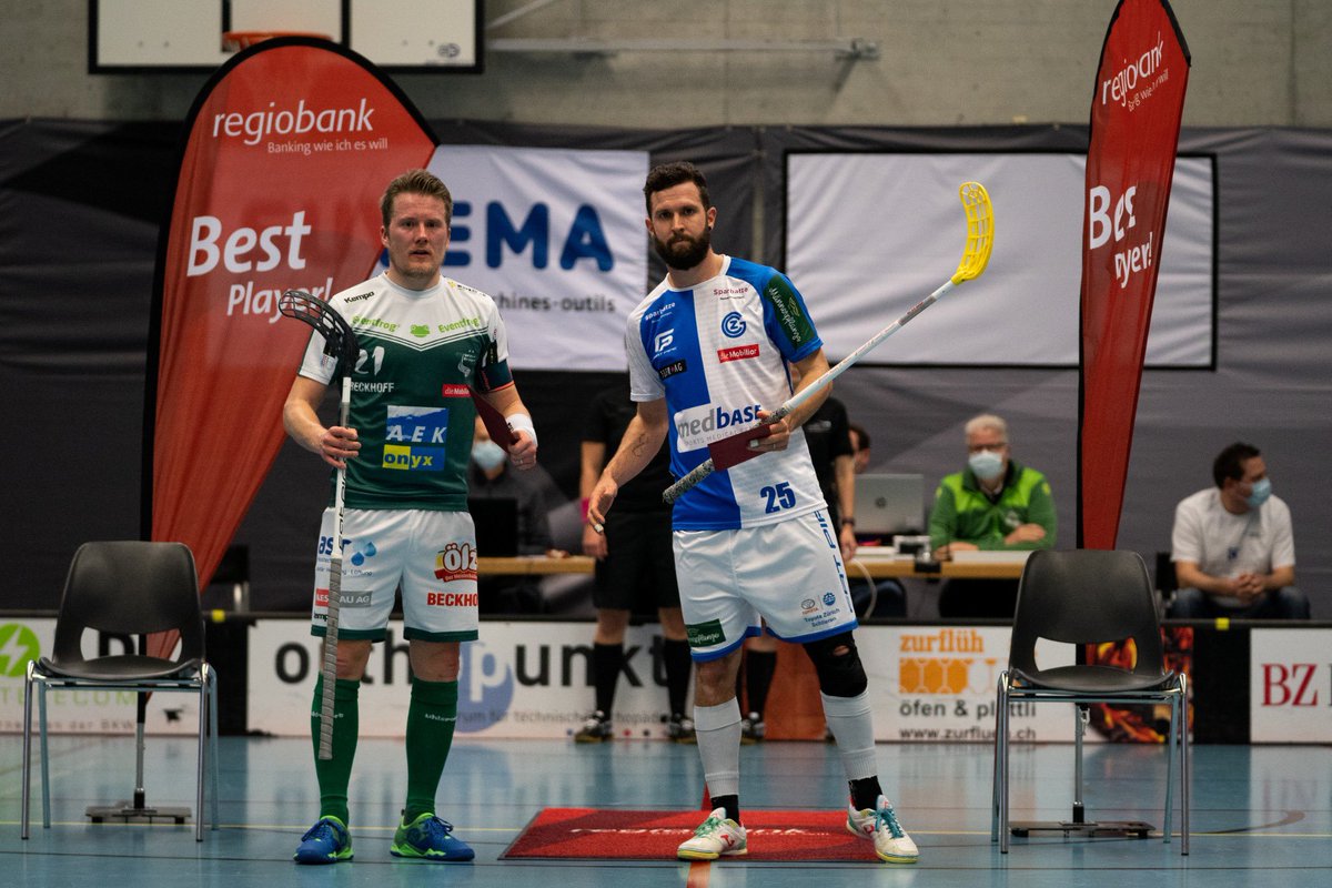 +++ Sieg in Spiel 2 +++

Auch im zweiten Spiel geht der SVWE als Sieger vom Feld, wenn auch äusserst knapp mit 6:5 nach Verlängerung! 💚🥳

#svwe #wirsindunihockey #swissunihockey #wirzeigensdir #floorball #unihockey #yeahyeahyeah!