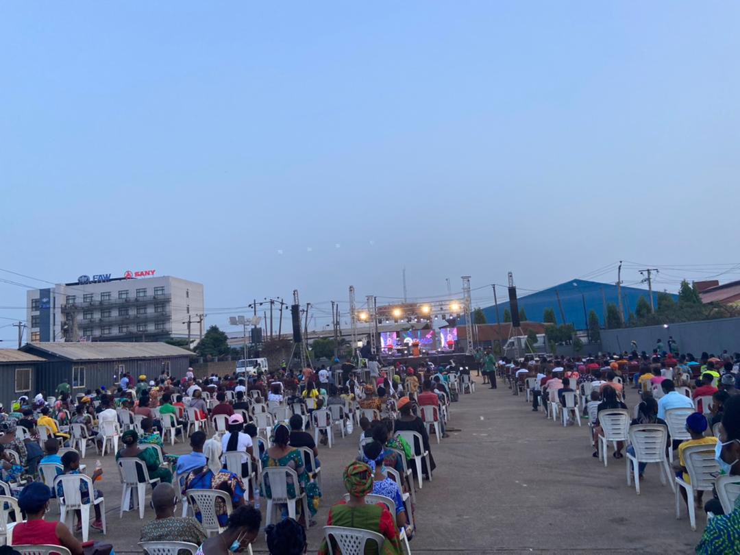 RCCGFOLS_'s tweet photo. People coming out to give their lives to Christ at the @RCCGFOLS_ Easter Mega Music concert.

Who did it? Jesus!! https://t.co/dxy1d4sMdb