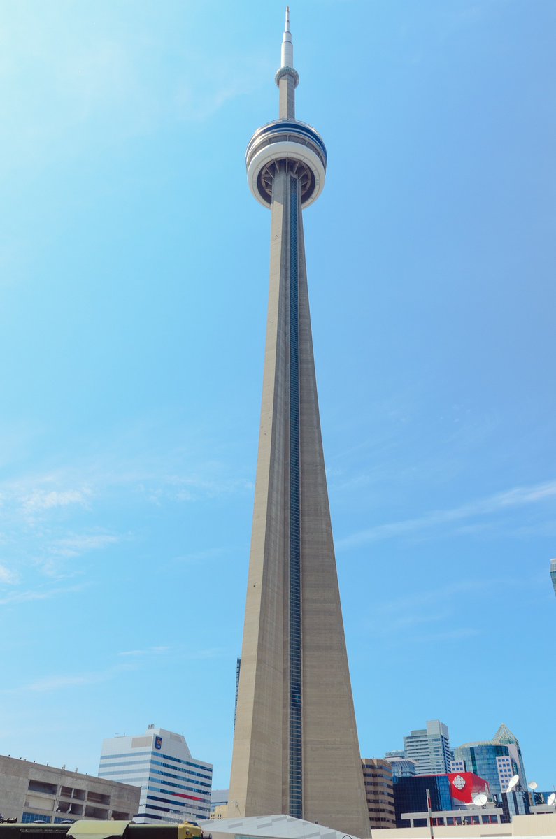 TheLensView1's tweet photo. CN Tower #tonoto #cntower #photography #photooftheday #TheLensView https://t.co/GiRCA8eKDv