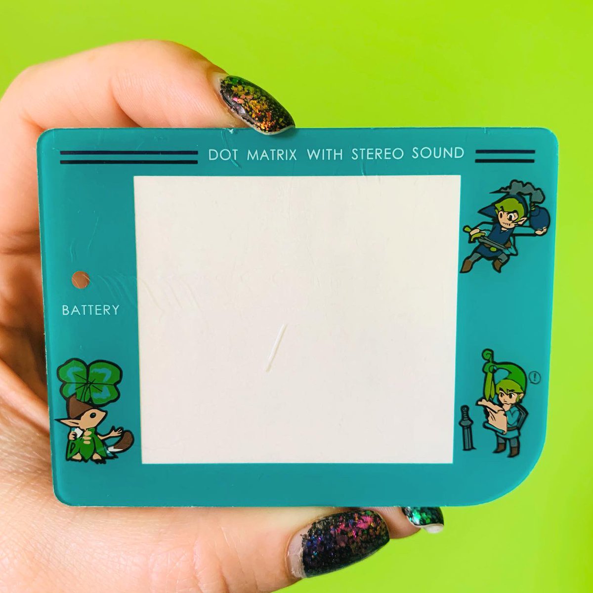 Linksliltri4ce's tweet image. Here’s an interesting little #bootleg or #CustomMod piece: A #MinishCap/#FourSwords themed Original GameBoy Replacement Screen.

This screen features artwork of FS’s #BlueLink throwing a bomb, MC’s #Piccori also know as the #Minish &amp;amp; a very confused #Link looking at a map &amp;amp; #Ezlo