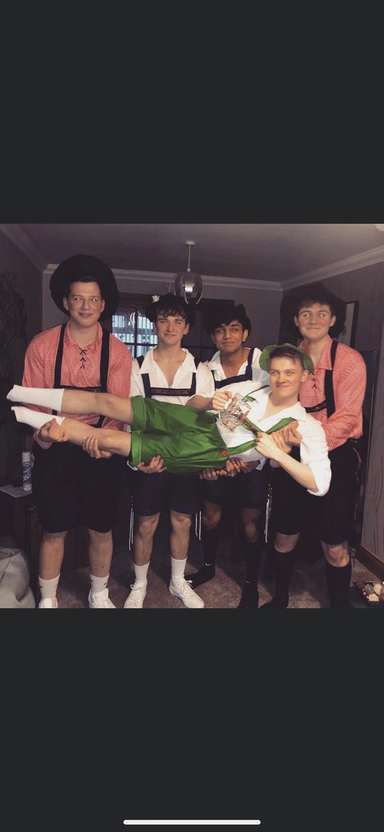 Clark Thomson tweet media