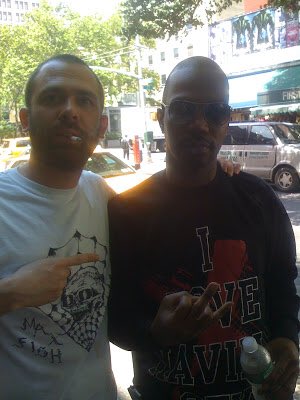 JDIRRT's tweet photo. Happy Birthday to my favorite rapper @therealjuicyj — this picture is from 2008 on Saint Marks—We saw Juice and Paul buying metal tees and fanned out and got the 📸😂(thanks @minskiwalker). Side note I opened for #three6 4 years later at #westway (dj bucket list shit) https://t.co/89kjP87Srb