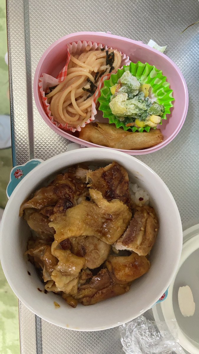 げんき ちくわめーる返信 On Twitter お弁当日記 今日わ照り焼きチキン弁当 最近新メニューを作ってないなw ちょっと頑張ろ 笑 おかずわ たらすぱ 春巻き サラダです ちくわめーる