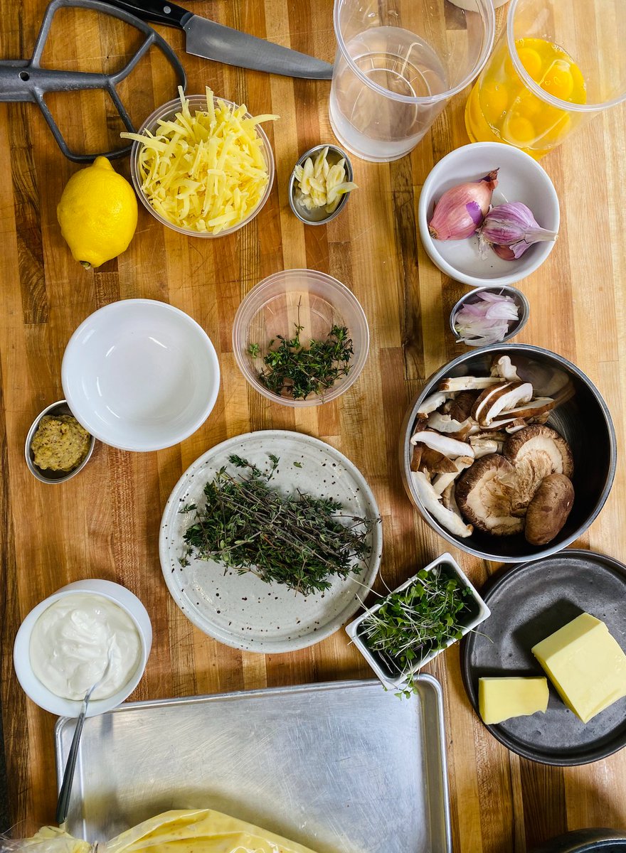 Look at this spread 😍. Having all the ingredients prepped and ready to assemble makes cooking from home so easy! Visit our website to order your meal kit today! 

#sharefarm #spokane #eatlikeachef