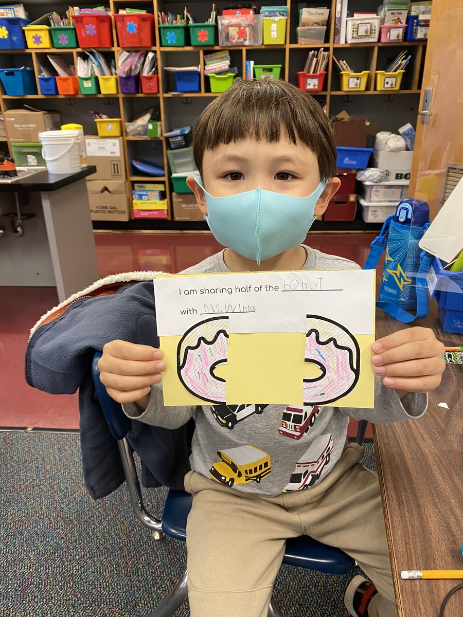 Students make a fair share during math workshop before going off to spring break! #kwbpride <a href="/APSMath/">APS Math Office</a>