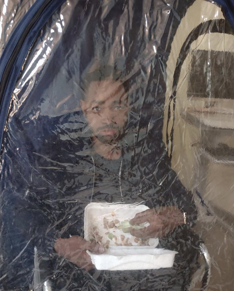 HOORAEMedia's tweet photo. Safety first! 😷 #InsecureHBO https://t.co/yrjHJciyT8