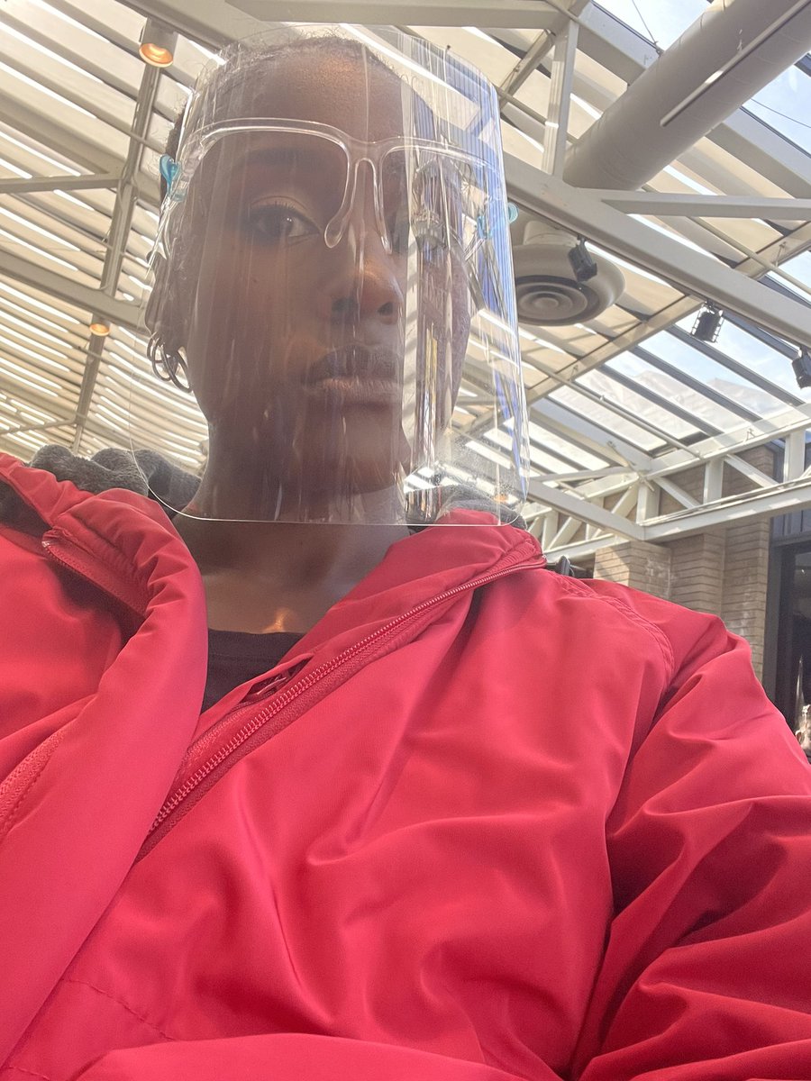 HOORAEMedia's tweet photo. Safety first! 😷 #InsecureHBO https://t.co/yrjHJciyT8
