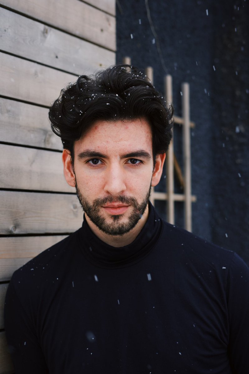 TheAaronHooper's tweet photo. friends my portfolio is updated and latest shots up!! Currently taking bookings for photography over the summer 🌐🎞📸 whether film, digital or shots like your parents home photos! Shoot me an email if you wanna book a shoot 👋🏽

hello@theaaronhooper.com 
https://t.co/YvaS0WWa2V https://t.co/Tb7m0NiYIJ