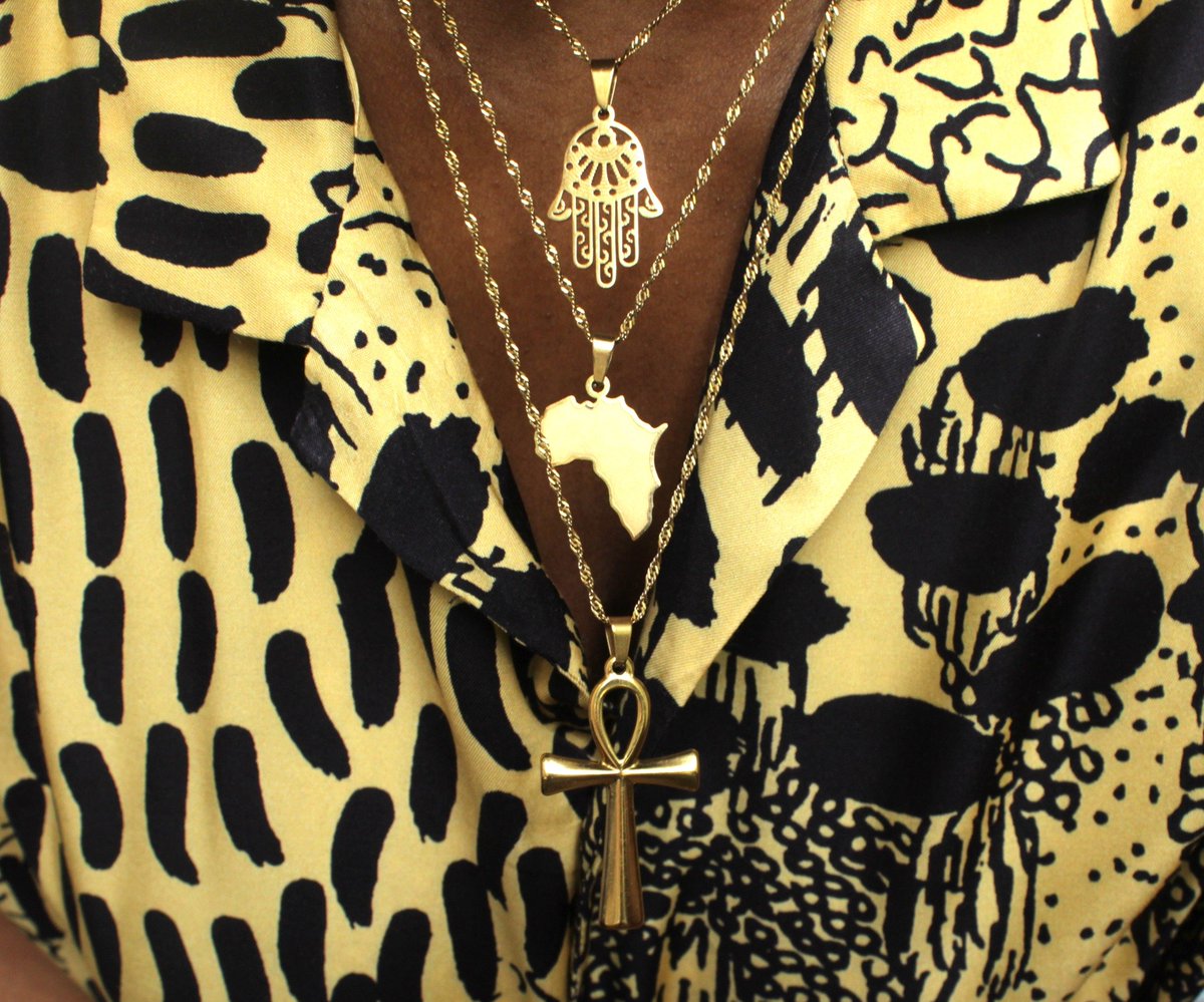 RocciaJewellery's tweet photo. @Stonermoonx Hey, thanks for this. I'm a black owned business and I sell handmade jewellery inspired by African culture. Here is my website and a few pictures 💚 https://t.co/lHVF4zpRr4 https://t.co/TosFjf9cUf