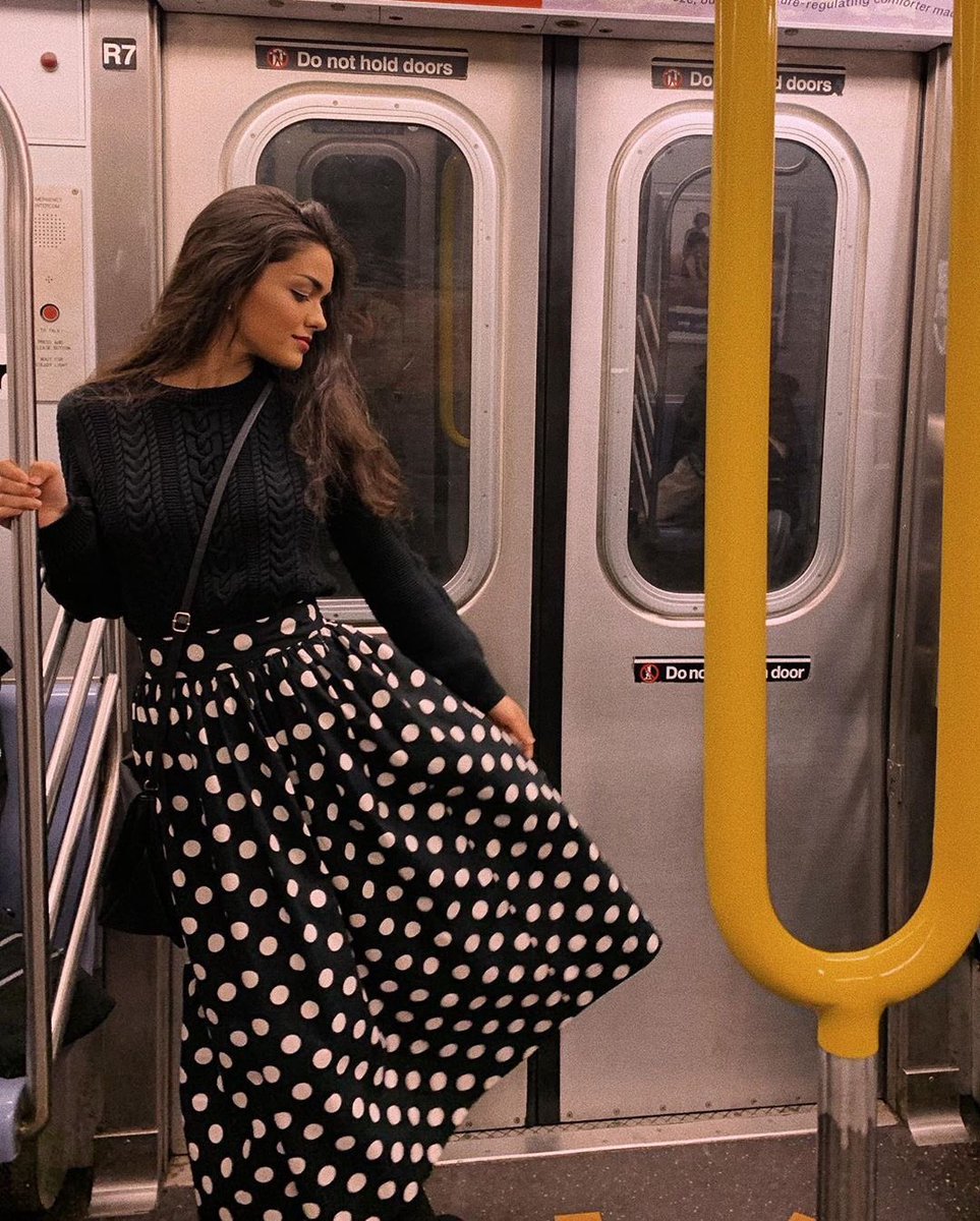 no one - no ONE - looks this good on a subway unless they’re the most beautiful person on the planet.
