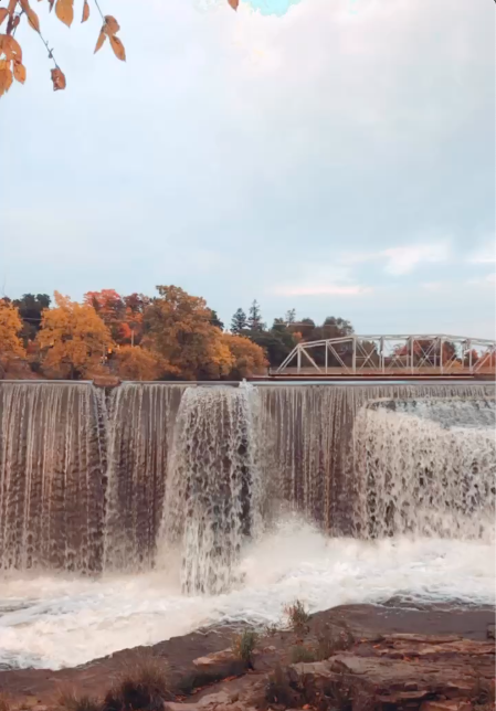 Thousands of middle school students will be connecting virtually for the 2021 H2Awesome! Water Matters Conference, a collaboration between Guelph, the @ugdsb and Wellington Catholic District School Board. @kaykreutz has all the details on our site - 887theriver.ca/2021/04/h2awes…
